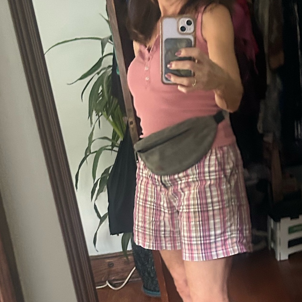 Pink Ribbed Tank Top - Picture 2 of 2